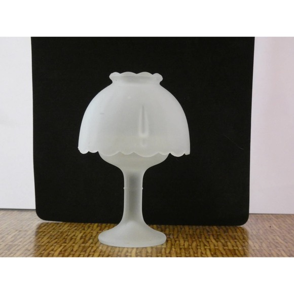 Vintage 1970's Westmoreland Frosted Fairy Lamp - Picture 8 of 10
